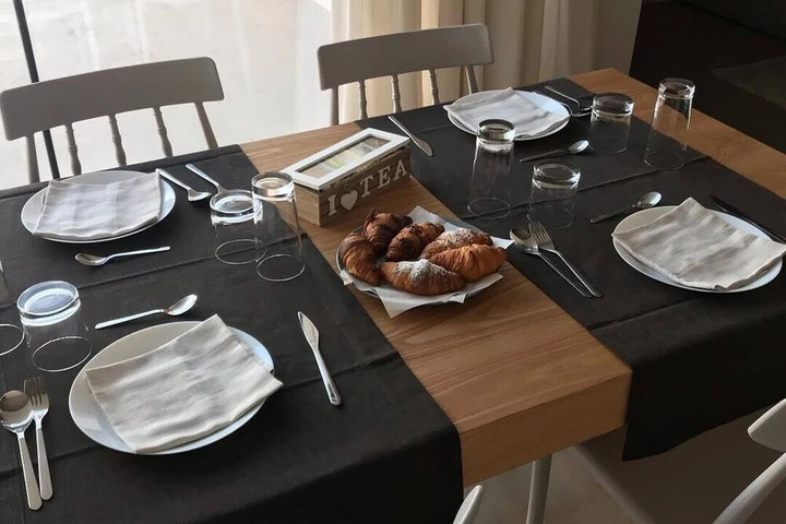 Dining 10 of 11
