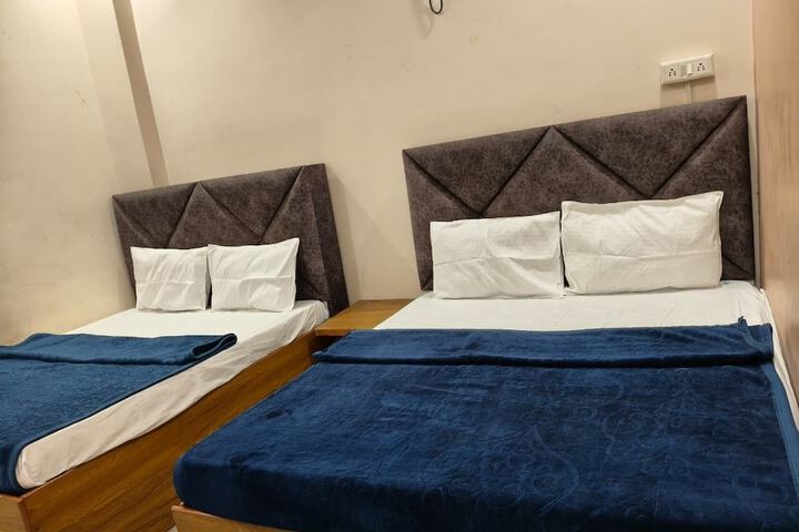 Room 9 of 62