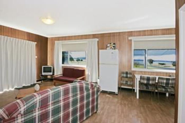 Room 15 of 17