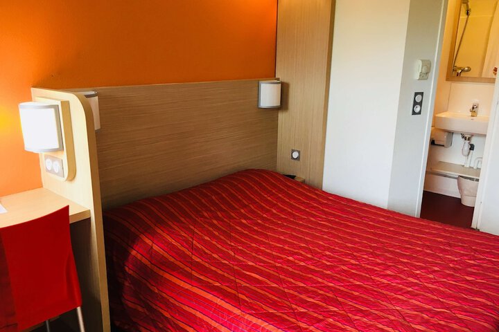 Room 14 of 41
