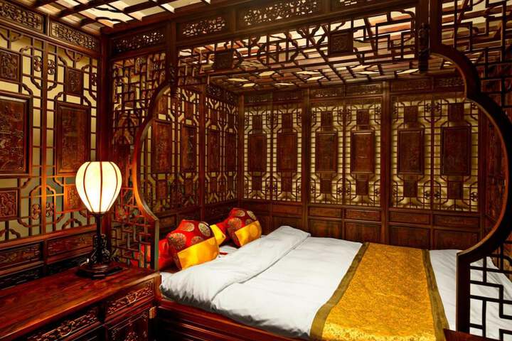 Room 4 of 65