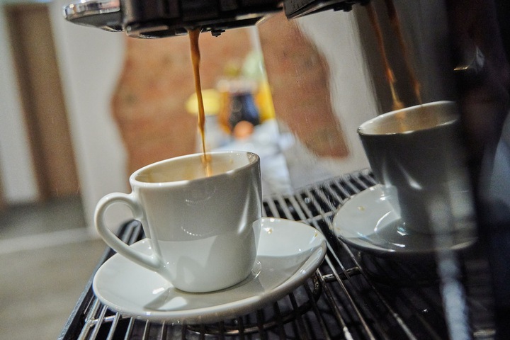 Breakfast/Coffee Service 31 of 40