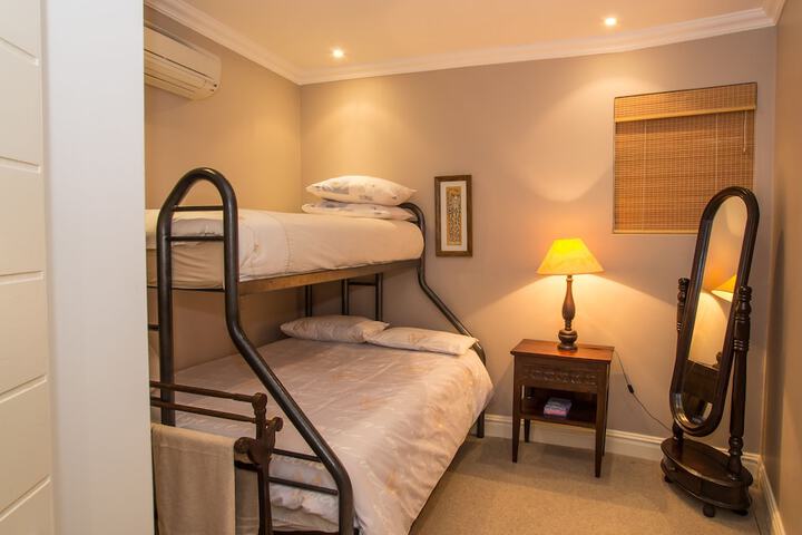 Room 3 of 35