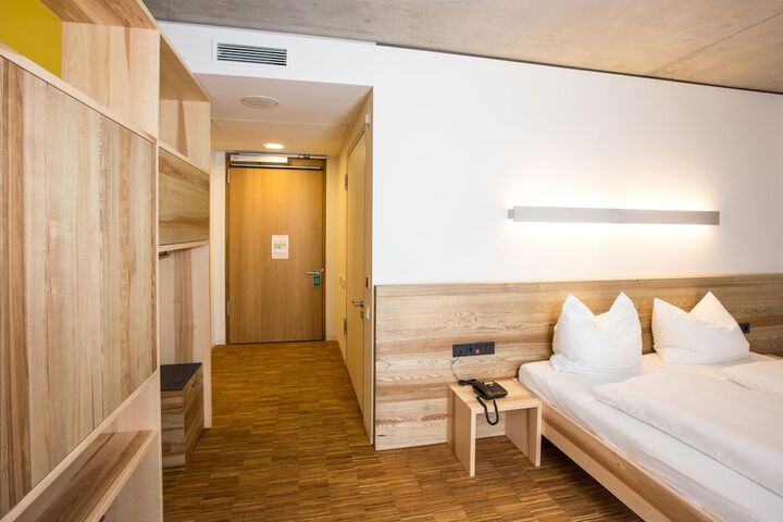 Room 10 of 44