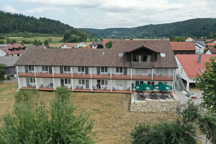 Hotel 72 of 77
