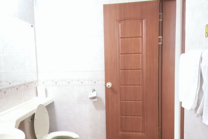 Room 21 of 45