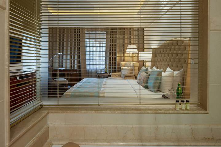 Room 35 of 55