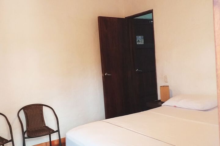 Room 36 of 121