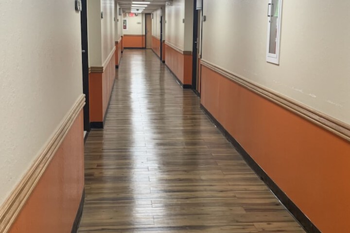 Ballroom/Hall 54 of 64