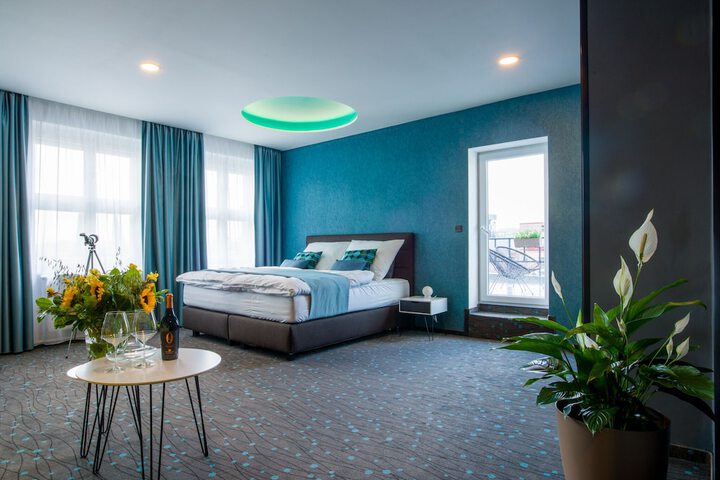 Room 20 of 38