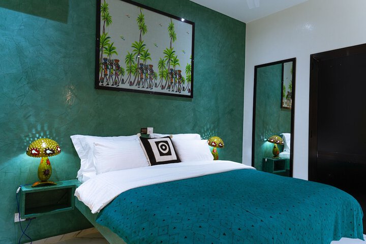 Room 15 of 59