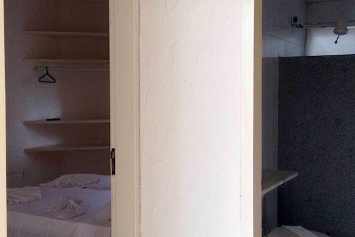 Room 19 of 47
