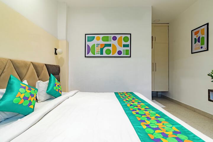 Room 33 of 75