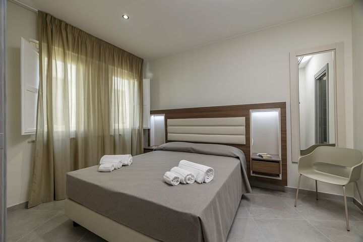Room 26 of 75