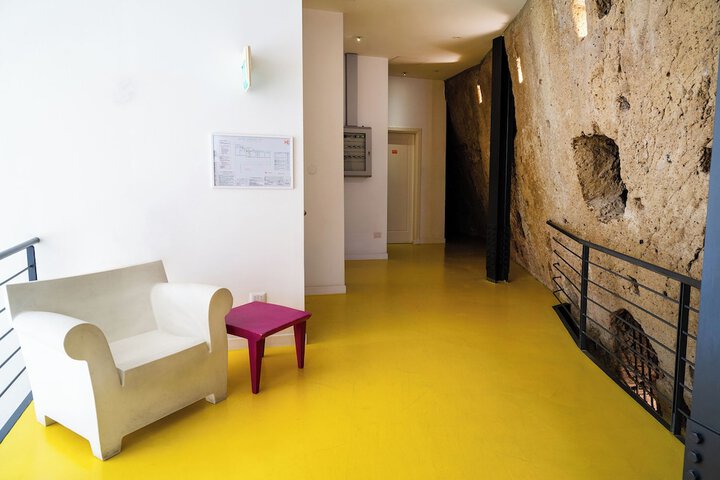 Ballroom/Hall 134 of 144