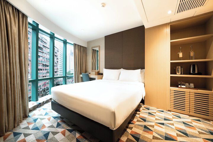Room 67 of 220