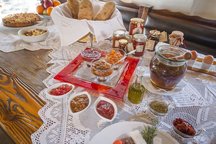 Dining 400 of 446