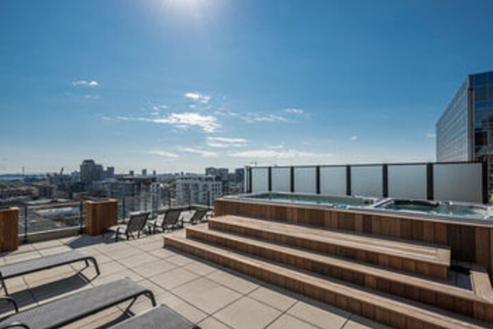 Sundeck 19 of 19