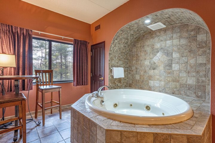 2 Queen Beds Mobility Accessible Villa Golf View (37 of 68)