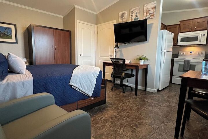 Room 7 of 63