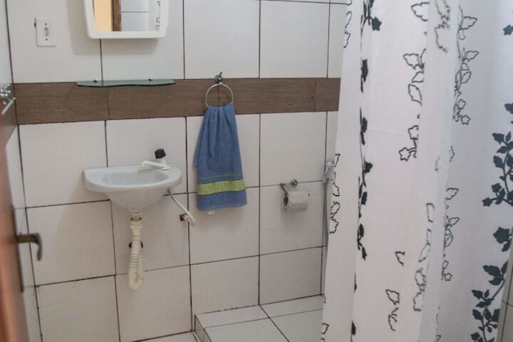 Room 10 of 21