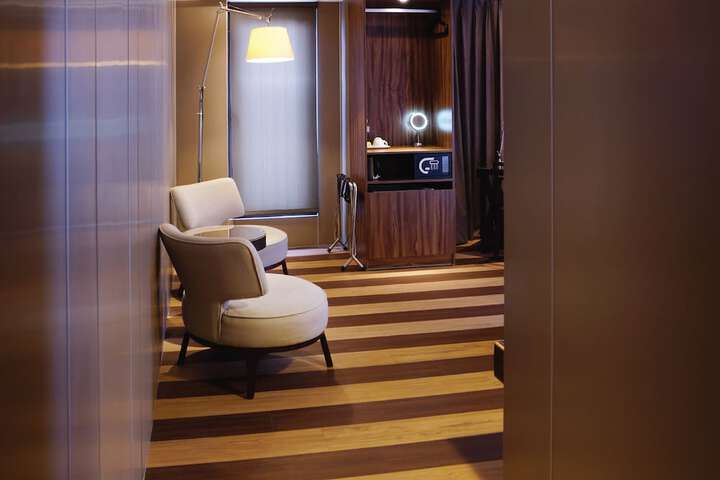 Room 12 of 53