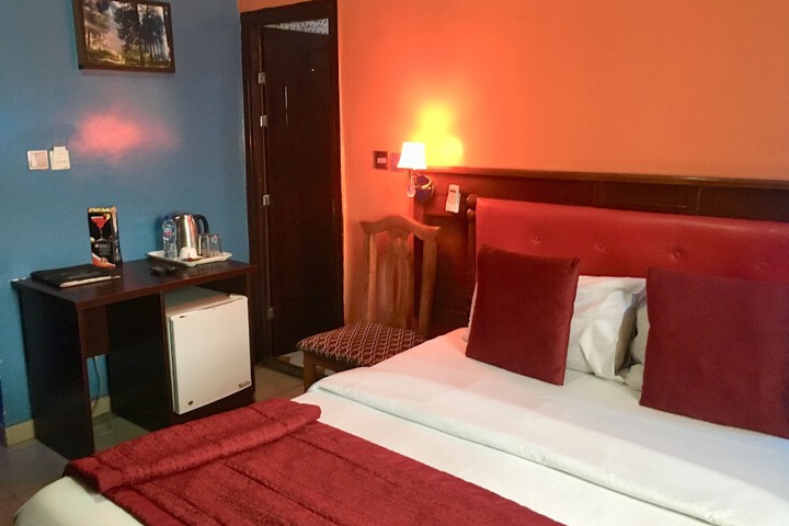 Room 16 of 24