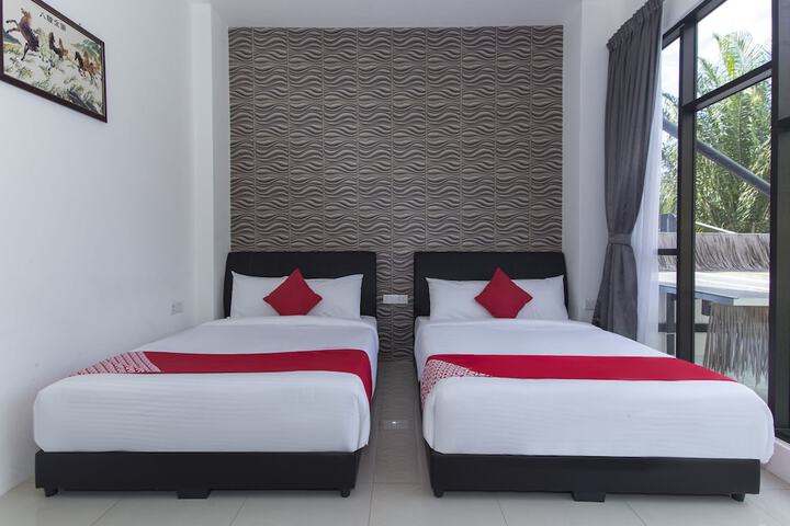 Room 13 of 50