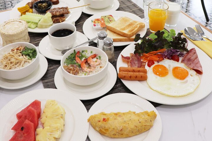 Breakfast/Coffee Service 59 of 86