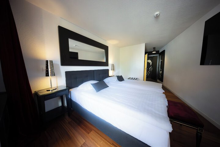 Room 56 of 114