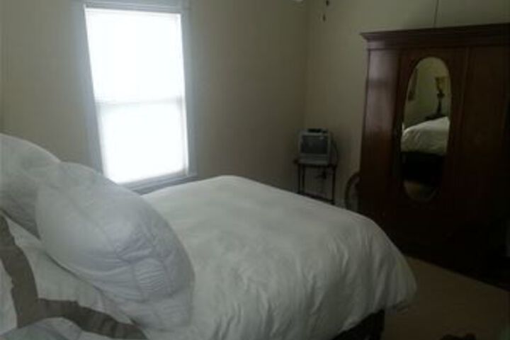 Room 66 of 165