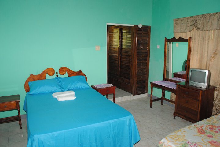 Room 5 of 29
