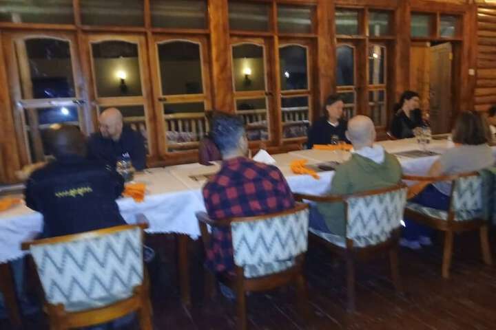 Dining 37 of 76