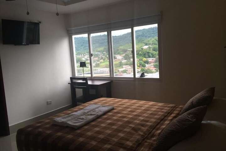 Room 8 of 22