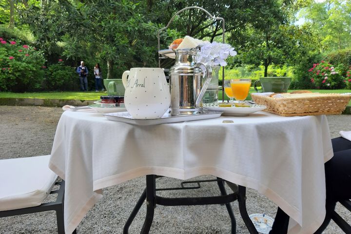 Breakfast/Coffee Service 23 of 67