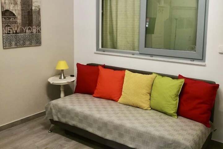 Room 36 of 104