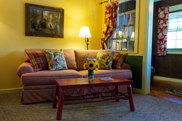Room 152 of 259