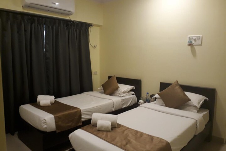 Room 21 of 50