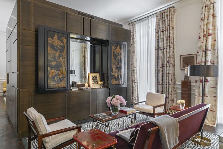 Room 21 of 37
