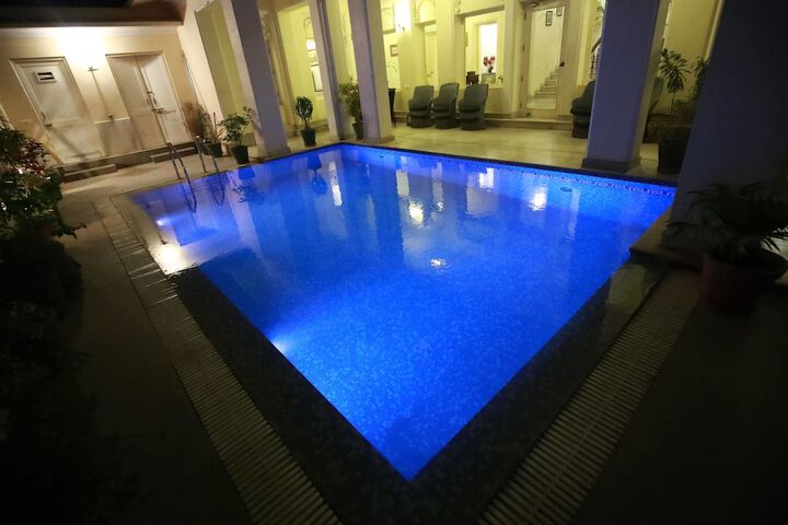Pool 89 of 144