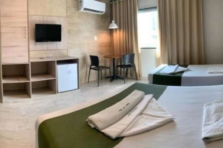 Room 14 of 33
