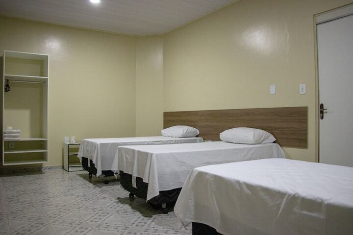 Room 12 of 16