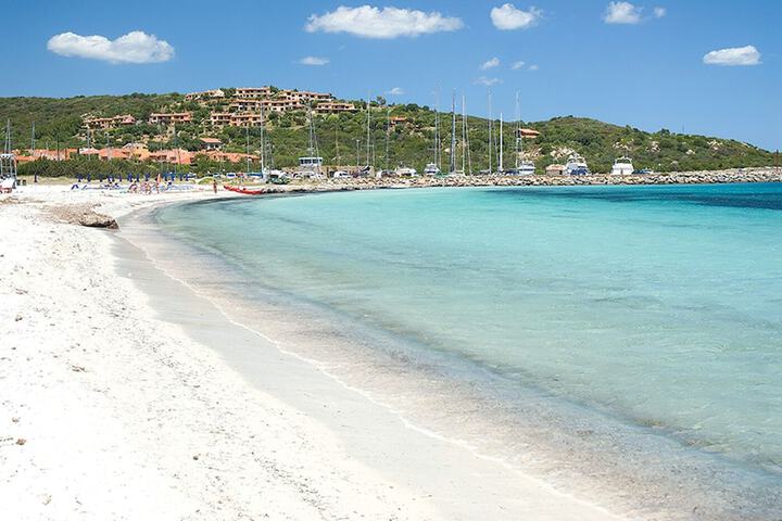 Beach 37 of 48