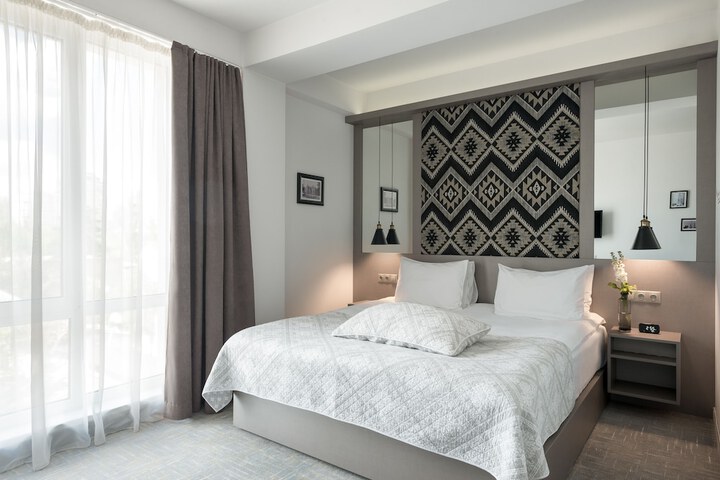 Room 5 of 40