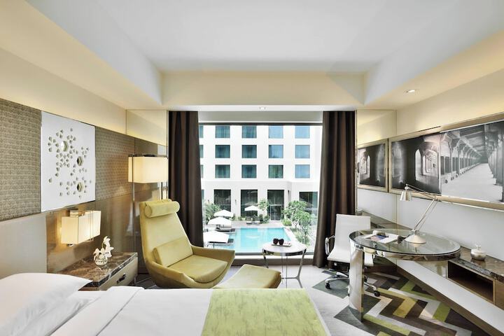 Room 21 of 117