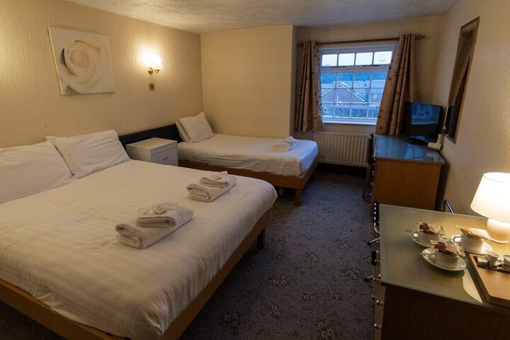 Room 25 of 54
