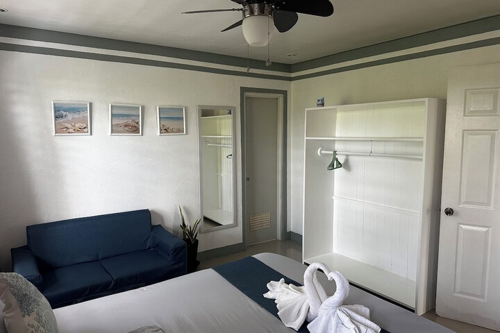 Room 26 of 124