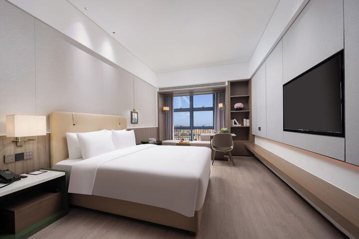 Room 13 of 45