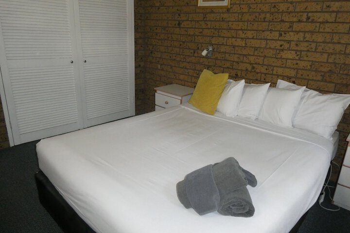 Room 18 of 68