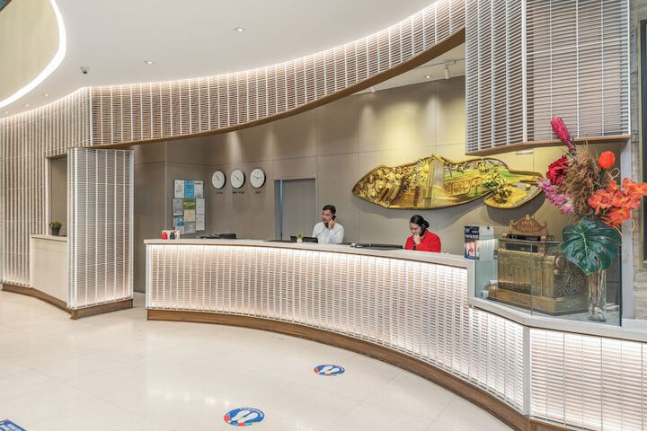 Guest Lobby